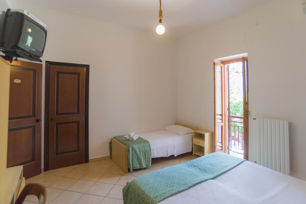 Hotel Alba Del Gargano Mattinata Ngoại thất bức ảnh
